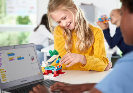 SPIKE Essential: aprende rob&oacute;tica por proyectos en primaria