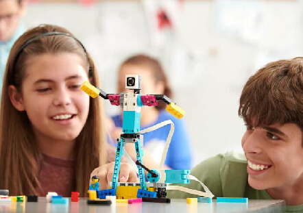 SPIKE Prime: aprende ingenier&iacute;a y tecnolog&iacute;a en secundaria